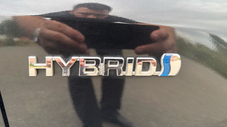 Toyota Corolla 1.8 VVT-i Hybrid Icon Tech 5dr CVT Hybrid Estate